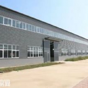 南二环东延厂房，现房现证。水电齐全。1509平米