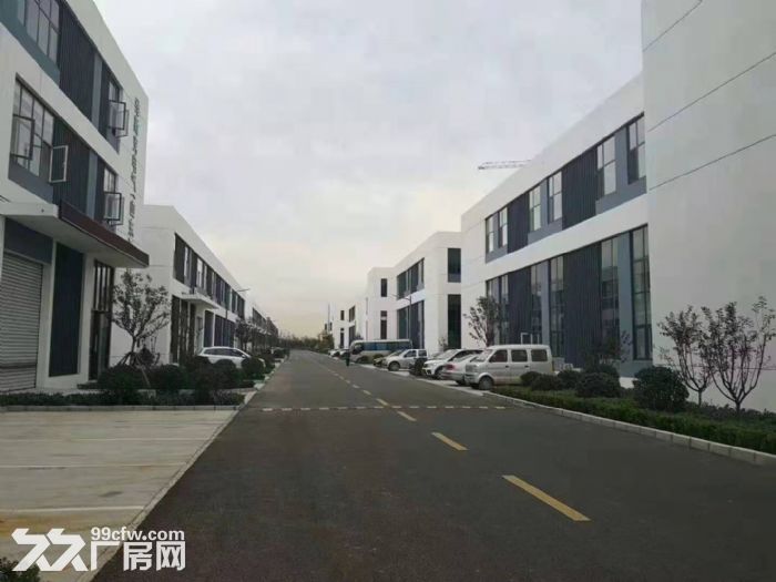 出租独栋3层工业厂房 有房本 可办理环评 价格面议