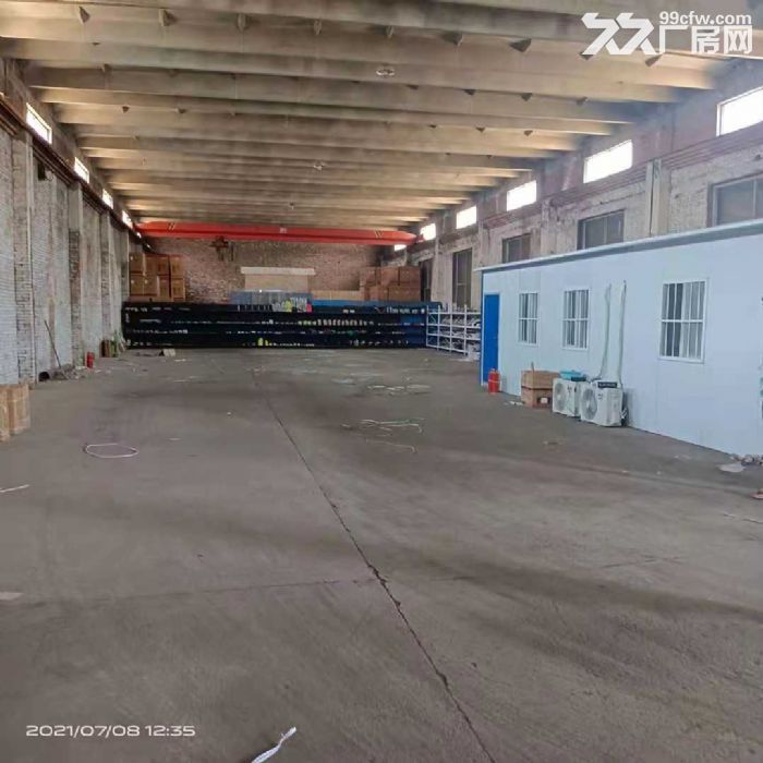 出租石家庄高新区单层厂房650平，带天车